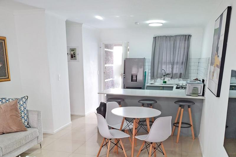 2 Bedroom Property for Sale in Gardens Western Cape